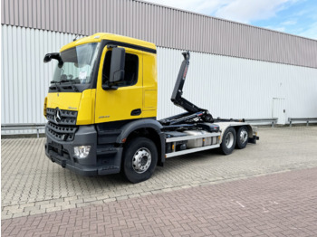 Φορτηγό φόρτωσης γάντζου MERCEDES-BENZ Arocs 2642