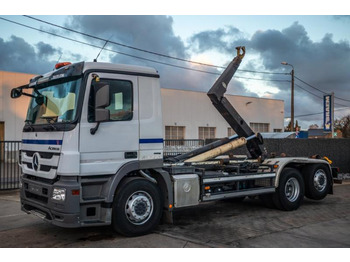 Φορτηγό φόρτωσης γάντζου MERCEDES-BENZ Actros 2646