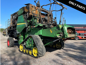 Θεριζοαλωνιστική μηχανή JOHN DEERE T670