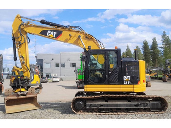 Ερπυστριοφόρος εκσκαφέας CATERPILLAR 325FL