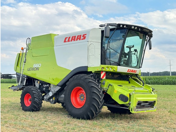 Θεριζοαλωνιστική μηχανή CLAAS Lexion 660