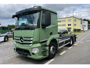 Φορτηγό σασί MERCEDES-BENZ Actros 2543