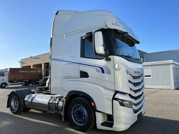 Τράκτορας IVECO Stralis 460