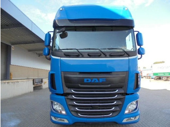 Τράκτορας DAF XF 106.460: φωτογραφία 2