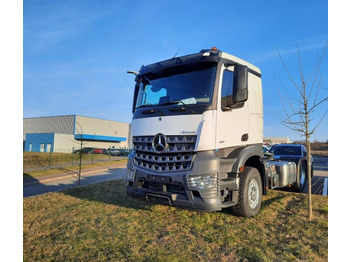 Τράκτορας MERCEDES-BENZ Arocs 1851