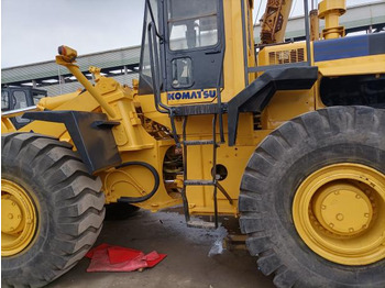 Ελαστιχοφόρος φορτωτής Komatsu WA470: φωτογραφία 3