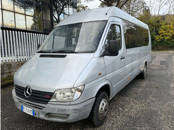 Μικρό λεωφορείο, Επιβατικό βαν Mercedes-Benz Sprinter: φωτογραφία 2