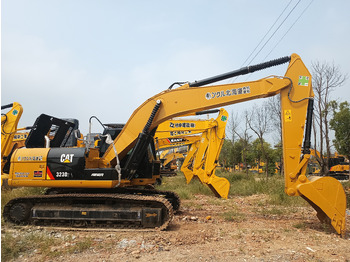 Ερπυστριοφόρος εκσκαφέας CATERPILLAR 323D2L