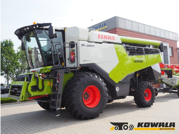 Θεριζοαλωνιστική μηχανή CLAAS Lexion 6700