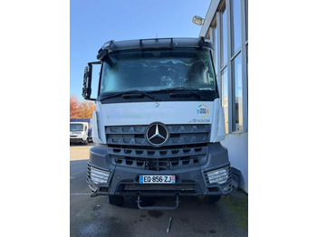 Τράκτορας Mercedes Arocs 2043 Accidenté: φωτογραφία 2