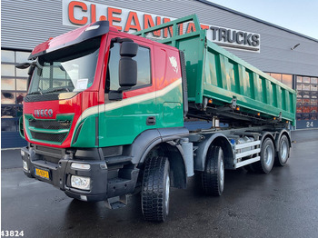 Φορτηγό ανατρεπόμενο IVECO Trakker