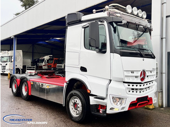 Τράκτορας MERCEDES-BENZ Arocs 3351