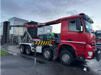 Φορτηγό με γερανό MERCEDES-BENZ Arocs 4145