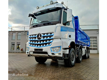 Φορτηγό ανατρεπόμενο MERCEDES-BENZ Arocs 4151