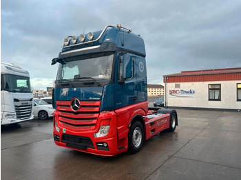 Φορτηγό αυτοκινητάμαξα MERCEDES-BENZ Actros 1845