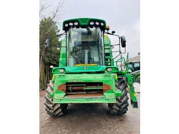 Θεριζοαλωνιστική μηχανή John Deere W440: φωτογραφία 2