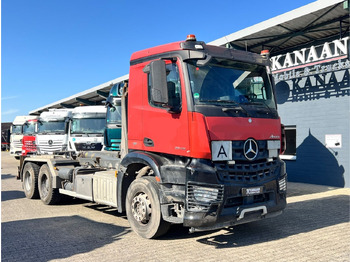 Φορτηγό φόρτωσης γάντζου MERCEDES-BENZ Arocs 2648