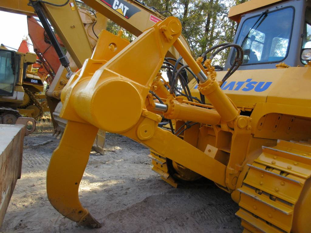 Μίσθωση  Komatsu D 155A Komatsu D 155A: φωτογραφία 9