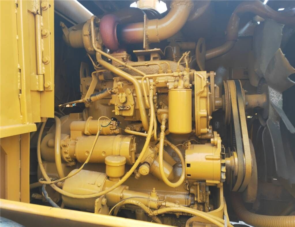 Μίσθωση Caterpillar 936E Caterpillar 936E: φωτογραφία 6