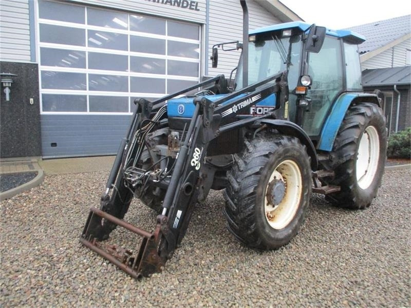 Τρακτέρ New Holland 7740 SLE Turbo Med frontlæsser og frontlift.: φωτογραφία 12