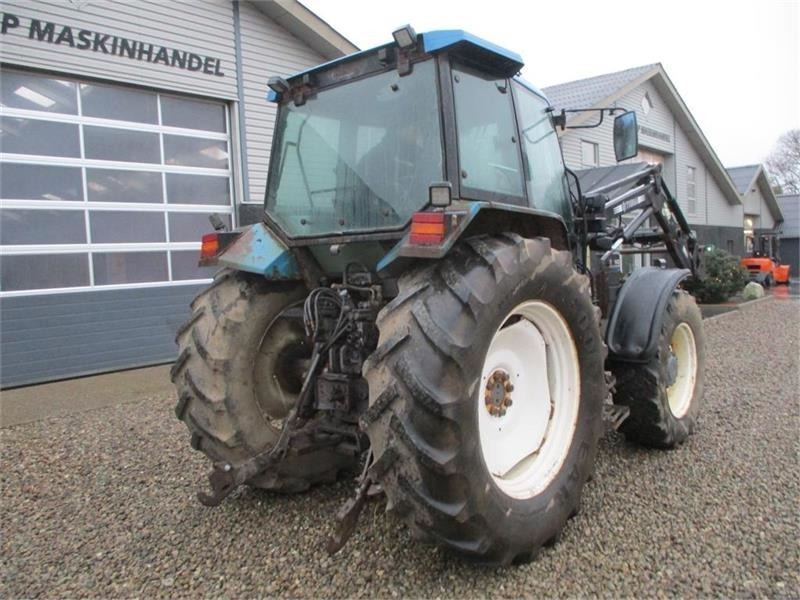 Τρακτέρ New Holland 7740 SLE Turbo Med frontlæsser og frontlift.: φωτογραφία 14