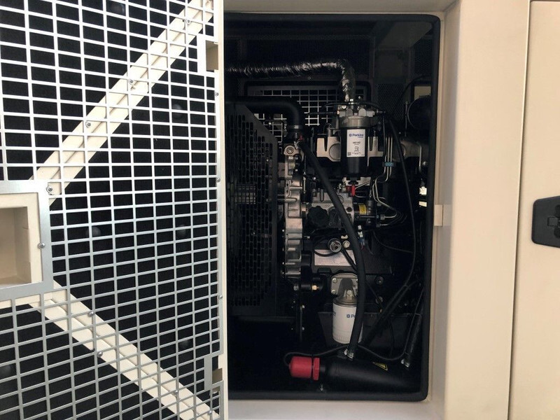 Νέα Βιομηχανική γεννήτρια Perkins 33 kVA Supersilent generatorset: φωτογραφία 9