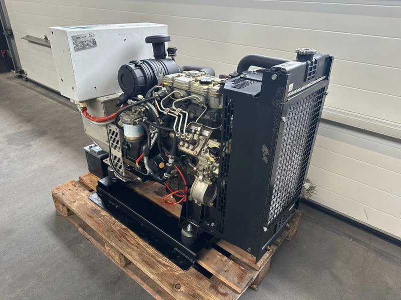 Βιομηχανική γεννήτρια Perkins 403D-15 Stamford 13.5 kVA generatorset: φωτογραφία 14