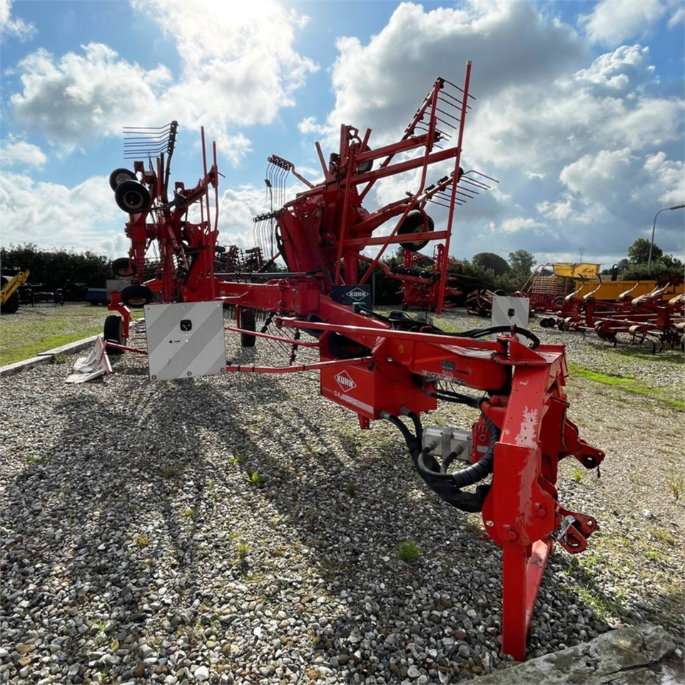 Σανού και κτηνοτροφικά μηχανήματα Kuhn GA8020: φωτογραφία 8