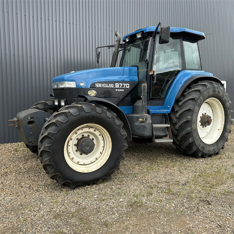 Τρακτέρ New Holland 8770: φωτογραφία 6